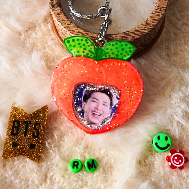 BTS/RM/KPOP PHOTO KEYCHAIN BTS/RM/KPOP PHOTO KEYCHAIN