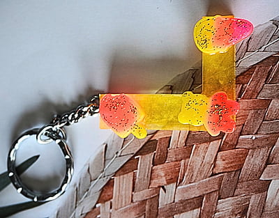 'L' LETTER ICE STICK KEYCHAIN 'L' LETTER ICE STICK KEYCHAIN