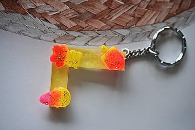 'L' LETTER ICE STICK KEYCHAIN 'L' LETTER ICE STICK KEYCHAIN