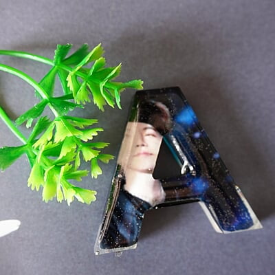 'A' BTS PHOTO LETTER KEYCHAIN(LKP0001) 'A' BTS PHOTO LETTER KEYCHAIN(LKP0001)