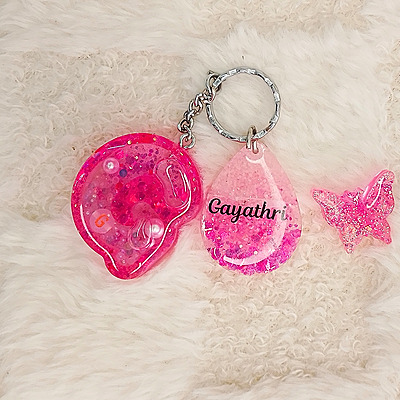 G SHAKER LETTER KEYCHAIN