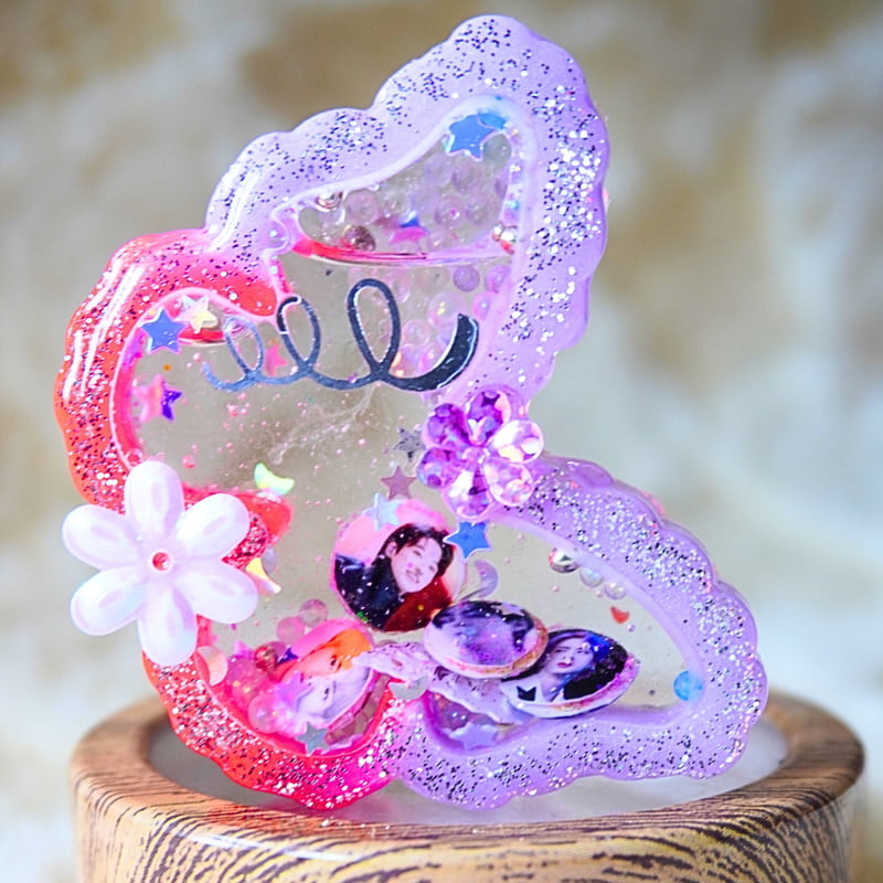 BUTTERFLY WITH PHOTO SHAKER BITS KEYCHAIN BUTTERFLY WITH PHOTO SHAKER BITS KEYCHAIN