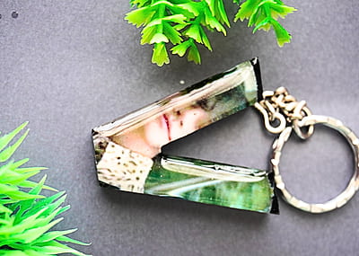 'V'LETTER KEYCHAIN BTS PHOTO(LKP0005) 'V'LETTER KEYCHAIN BTS PHOTO(LKP0005)