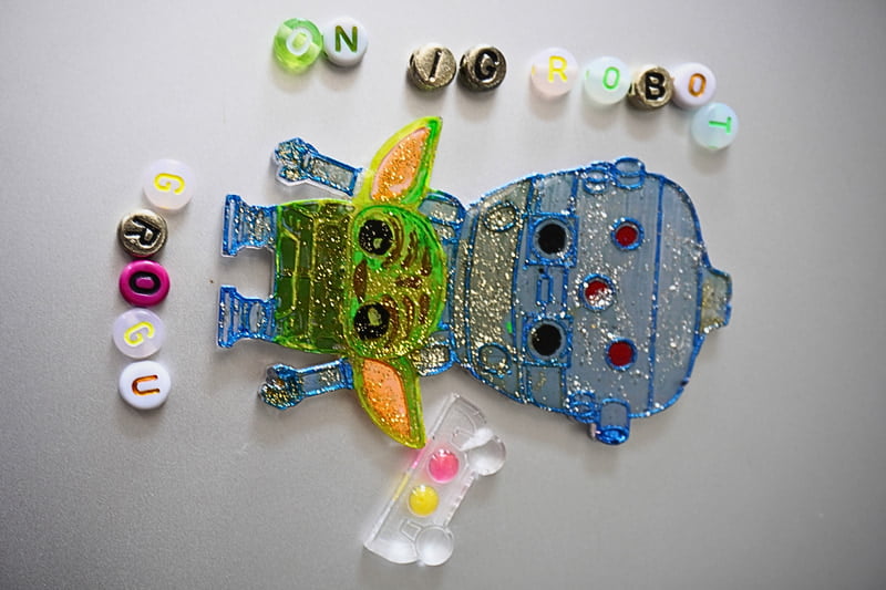 GROGU ON  IG ROBOT