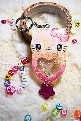 HELLO KITTY SHAKER KEYCHAIN HELLO KITTY SHAKER KEYCHAIN