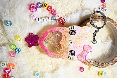 HELLO KITTY SHAKER KEYCHAIN HELLO KITTY SHAKER KEYCHAIN