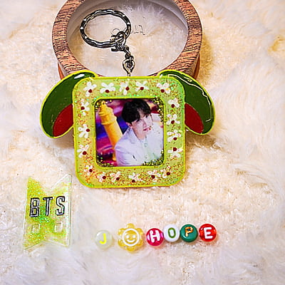 J-HOPE BTS LOP EARS RABBIT PHOTO KEYCHAIN J-HOPE BTS LOP EARS RABBIT PHOTO KEYCHAIN