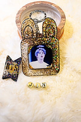 JIN BTS FRENCH BULL DOG PHOTO FRAME JIN BTS FRENCH BULL DOG PHOTO FRAME